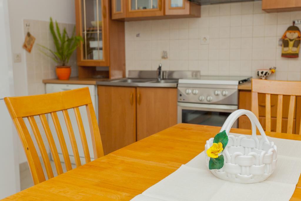 Guest House Mara Vela Luka Ngoại thất bức ảnh
