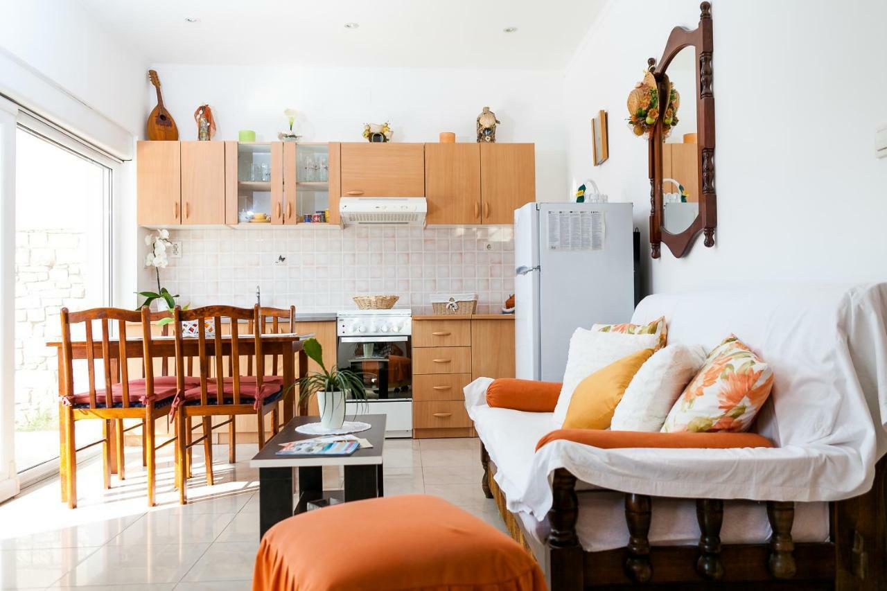 Guest House Mara Vela Luka Ngoại thất bức ảnh